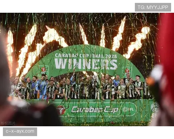 威廉斯闪耀英超赛季,助力球队强势冲击冠军荣耀 威廉斯闪耀英超赛季,助力球队强势冲击冠军荣耀