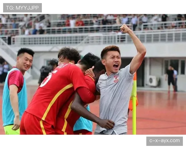 年轻球员技战术全面提升，足球训练新策略助力状态回暖